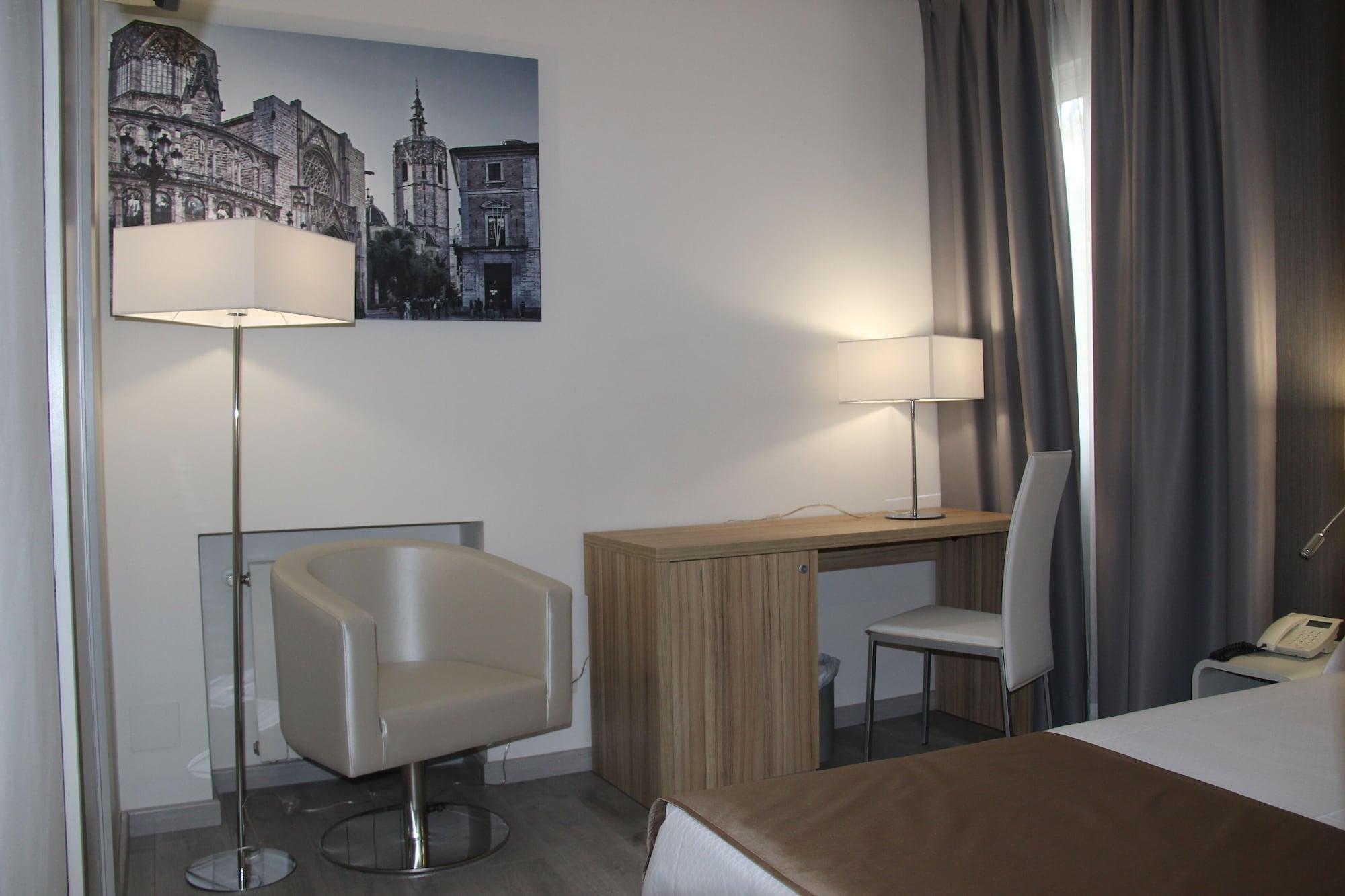 Hotel Sweet Renasa Valenza